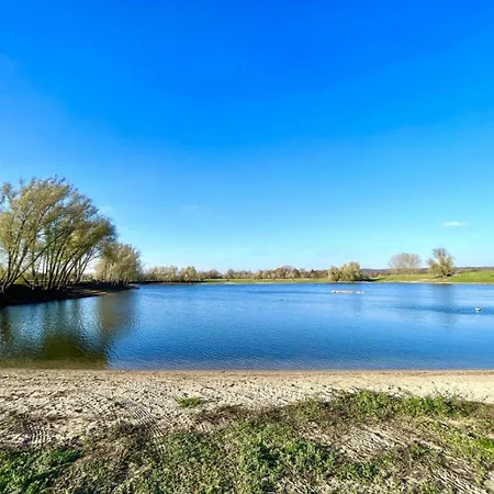 Rezort Campi Houseboat
