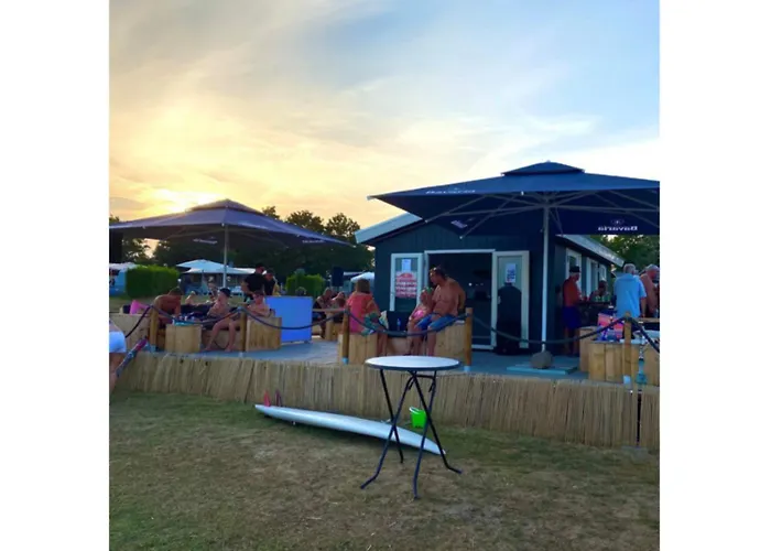 Campi Houseboat Resort