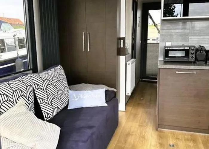 Campi Houseboat * Lathum